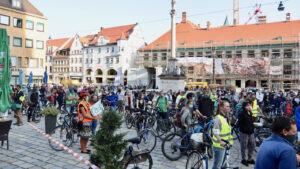 Mehr über den Artikel erfahren Radentscheid Freising veranstaltet Radldemo