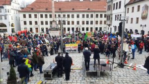 Mehr über den Artikel erfahren Erfolgreiche aufgeMUCkt-Demo gegen „Ewiges Baurecht“