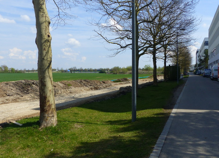 13: Abschnitt Schafweideweg noch im Bau (Juni 2026)
