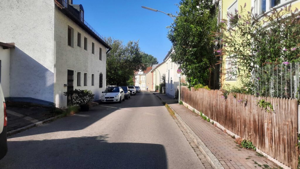Alte Poststraße: Mangelhafte Fußwege