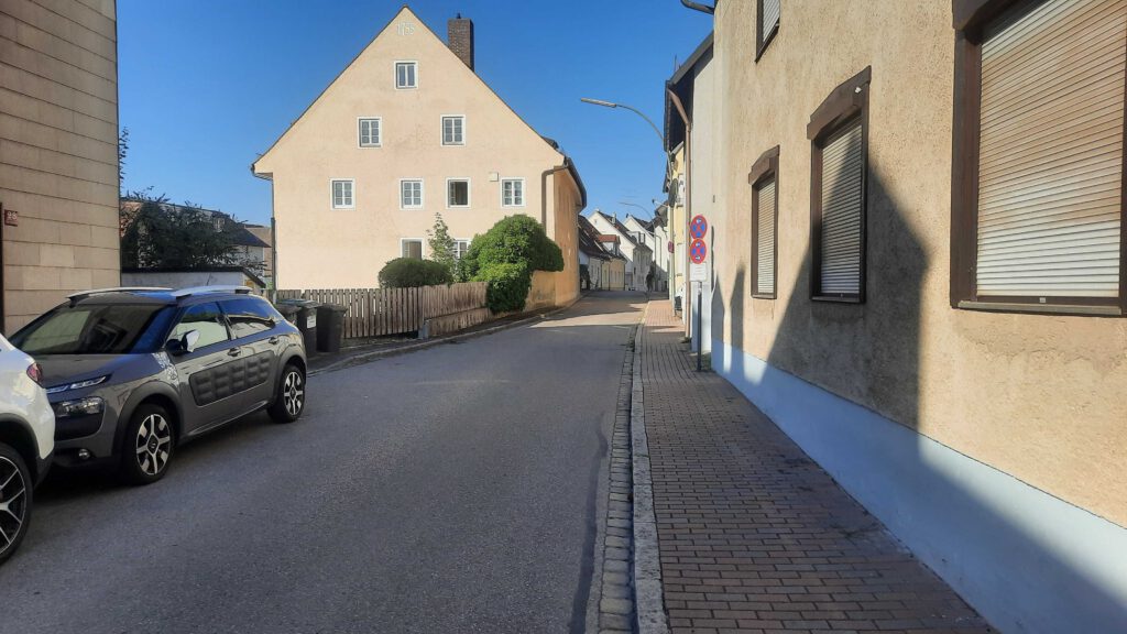 Alte Poststraße: Mangelhafte Fußwege