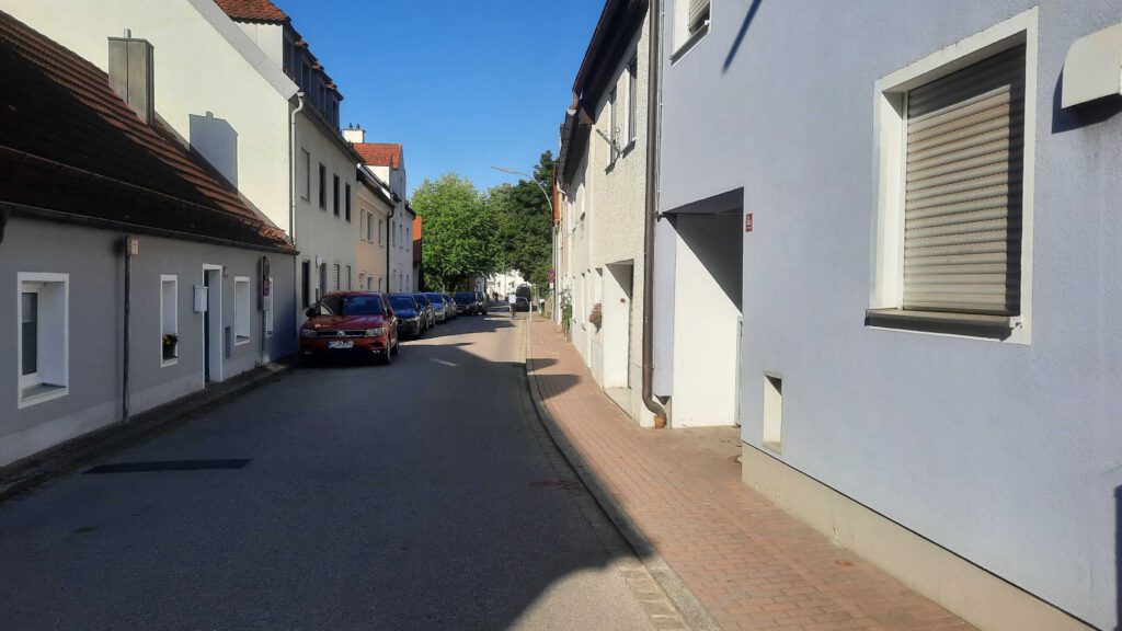 Alte Poststraße: Mangelhafte Fußwege