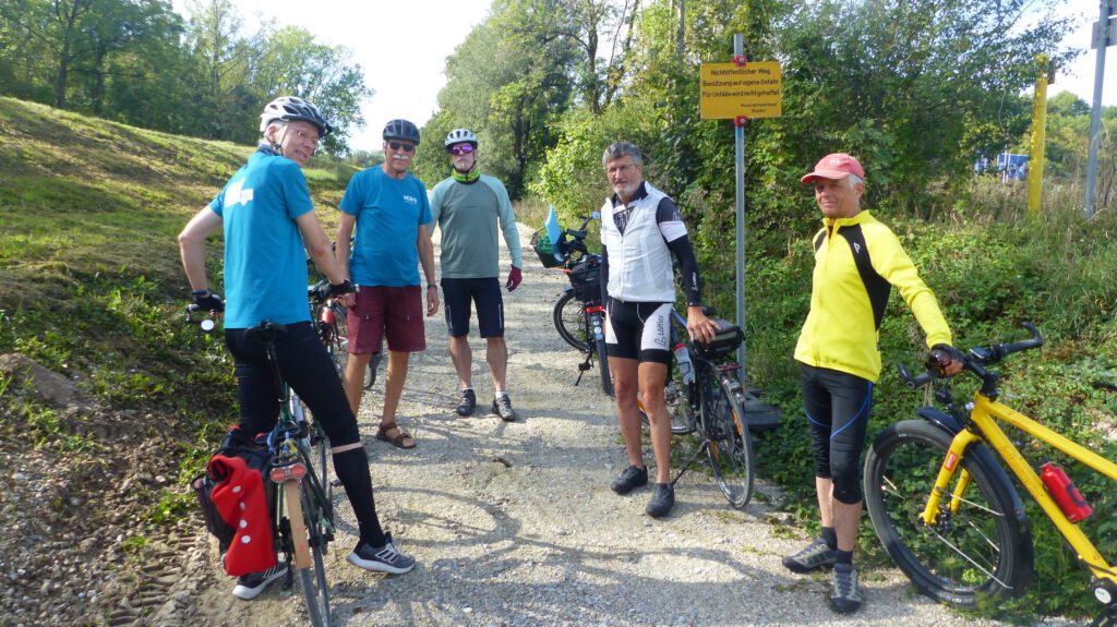 Deichverteidigungsweg als reiner Wirtschaftsweg ...
